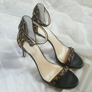 NWOT Banana Republic calf hair heels